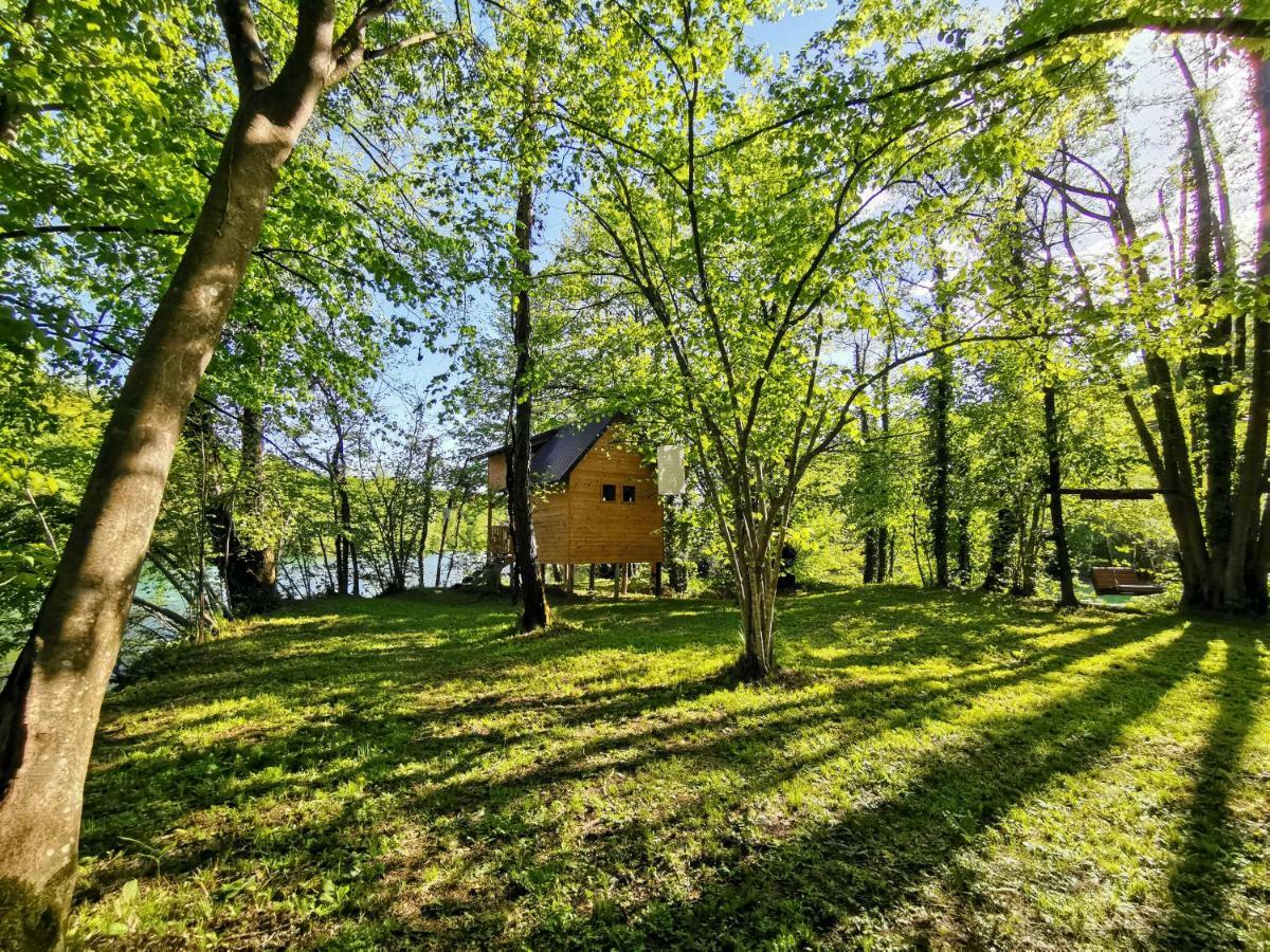 Riverland Gornji Zvecaj Exterior photo